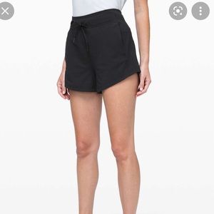 Lululemon Inner Glow Shorts 3”
